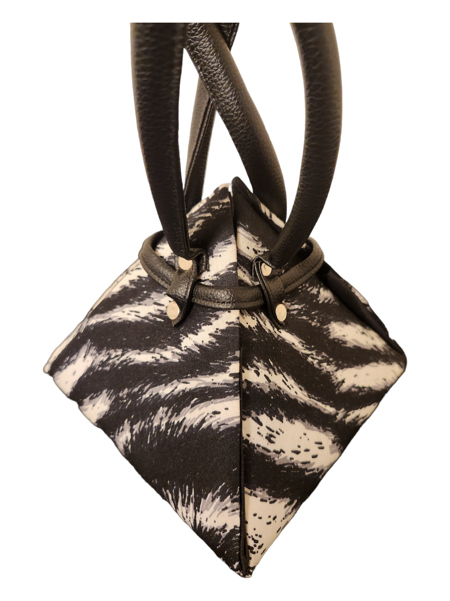 Black & White "Kisha "Purse